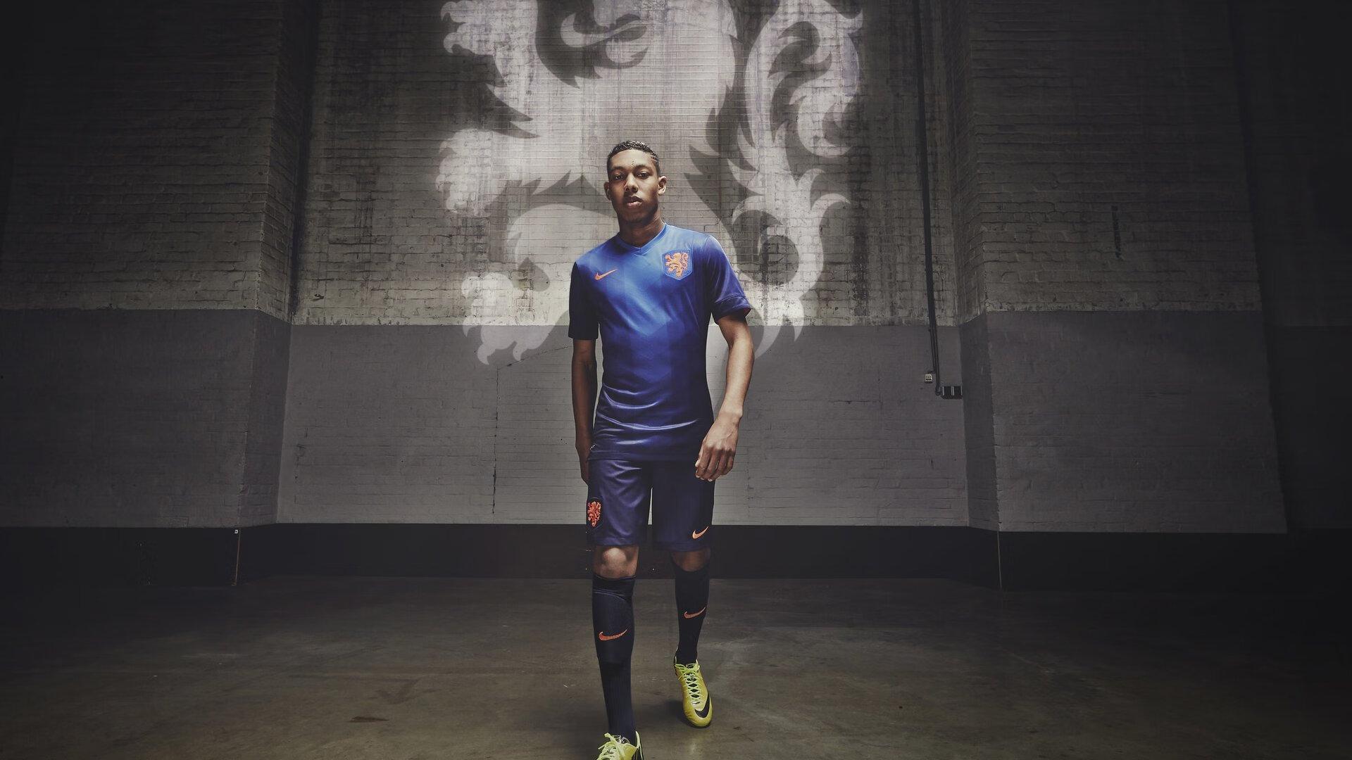 特朗普再次抨击詹姆斯!台下支持者:勒布朗糟透了