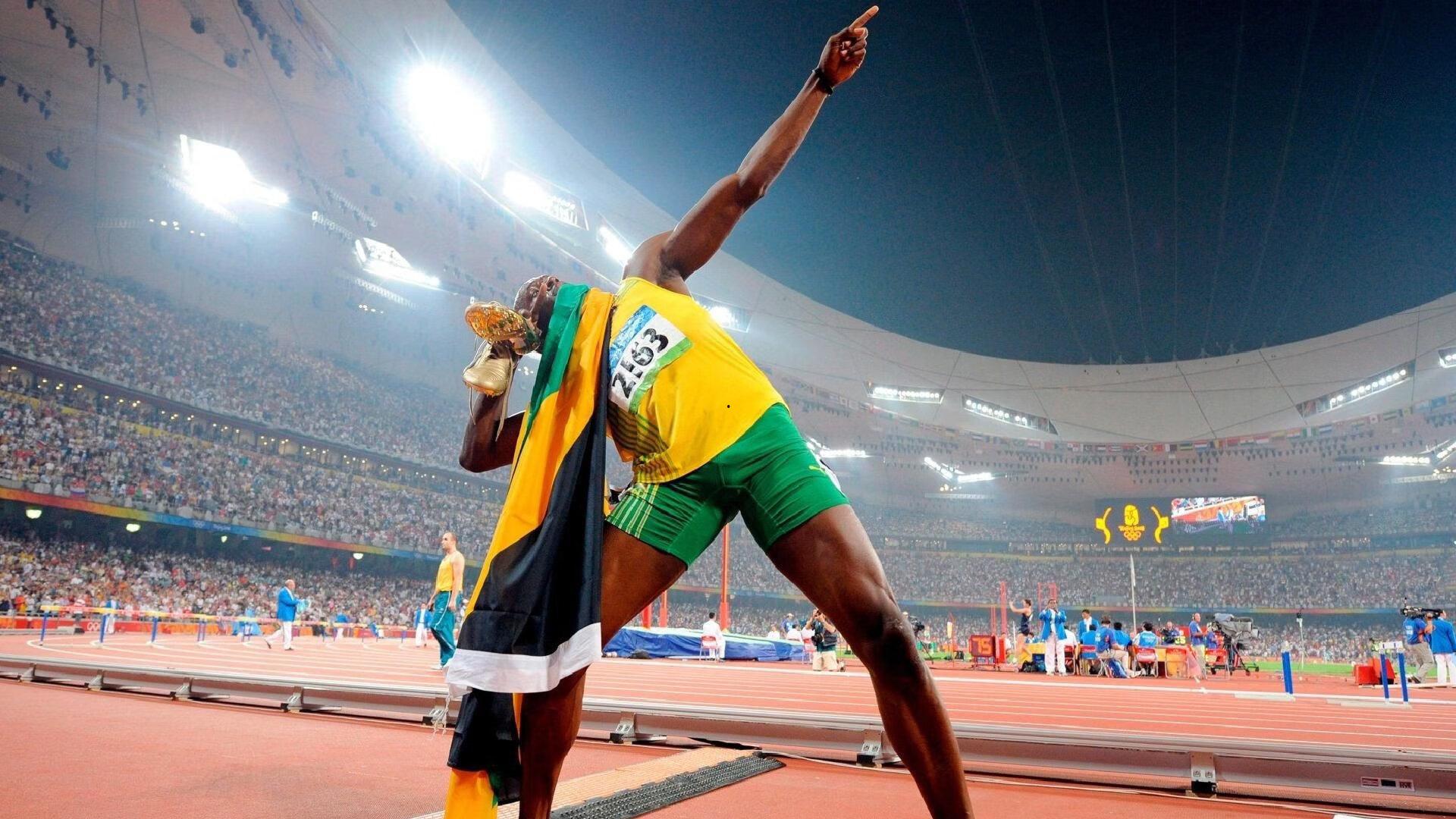 澳洲队集体抗议争议判罚 称点球莫名其妙 杰戈遭艾克森推搡事件引热议